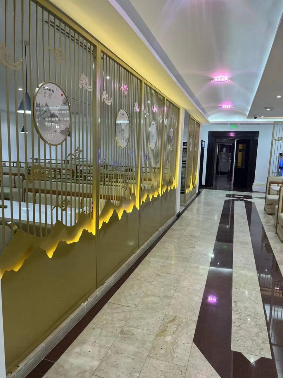 Three 888 Hotel Dubai Exterior photo